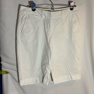 L.L. Bean Classic White Women's Shorts, Size 8